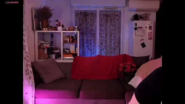 AdorahB3ll3 online show from 13, 10, 2025