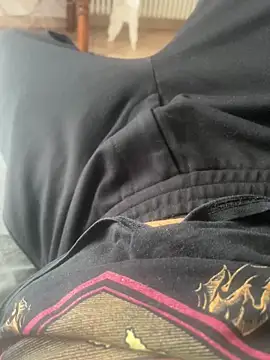 Snapshot of thor955555 chatting on 19, 10, 2025 thor955555 online show from 19, 10, 2025