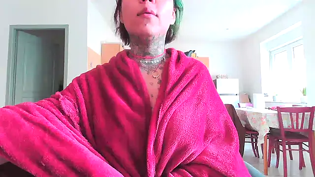 serena  vedette online show from 21, 2, 2025