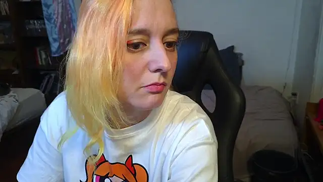 Evelan420 online show from 27, 10, 2025