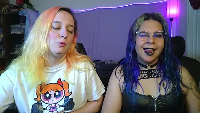 Snapshot of Evelan420 chatting on 19, 3, 2026 Evelan420 online show from 19, 3, 2026
