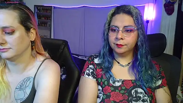 Snapshot of Evelan420 chatting on 16, 4, 2026 Evelan420 online show from 16, 4, 2026