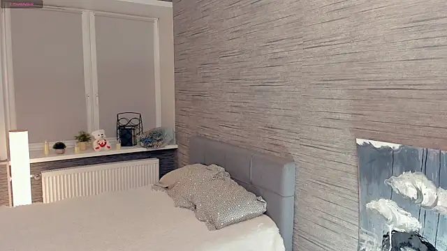 FloraDobb online show from 22, 2, 2025