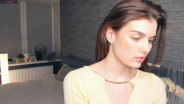 FloraDobb online show from 28, 2, 2025