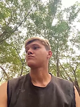 izan 20 online show from 13, 3, 2026