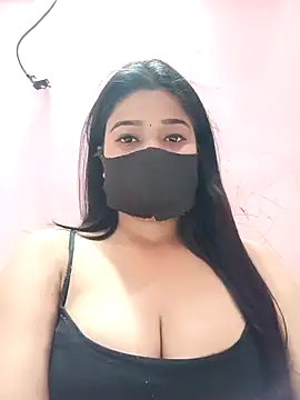 Snapshot of Simran-001 chatting on 2, 4, 2026 Simran-001 online show from 2, 4, 2026