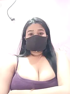 Snapshot of Simran-001 chatting on 6, 4, 2026 Simran-001 online show from 6, 4, 2026