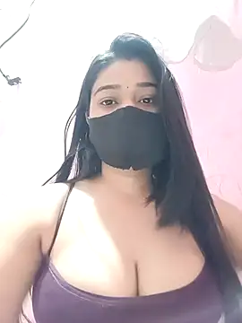 Snapshot of Simran-001 chatting on 7, 4, 2026 Simran-001 online show from 7, 4, 2026