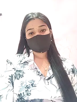 Snapshot of Simran-001 chatting on 12, 4, 2026 Simran-001 online show from 12, 4, 2026