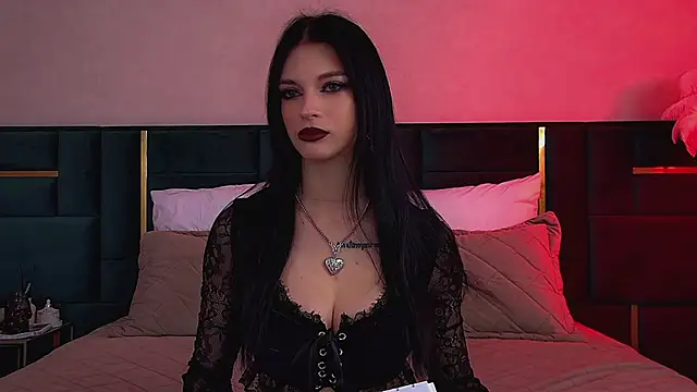 Snapshot of BeverlyMost chatting on 7, 3, 2026 BeverlyMost online show from 7, 3, 2026