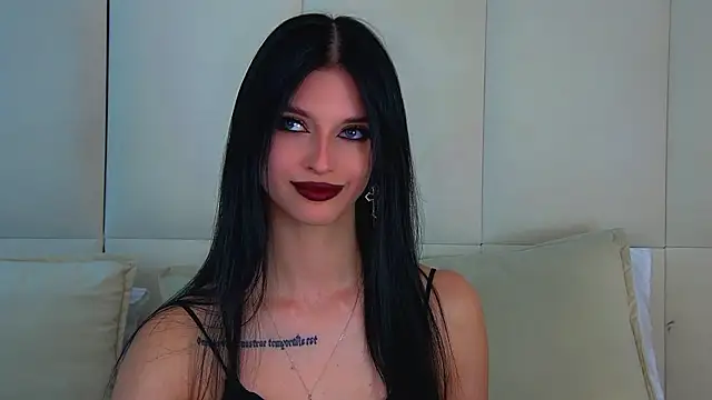 Snapshot of BeverlyMost chatting on 7, 7, 2026 BeverlyMost online show from 7, 7, 2026