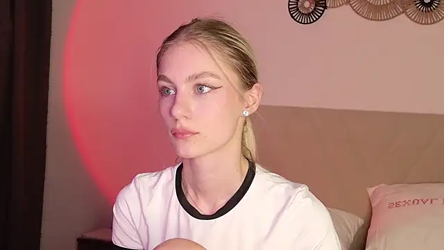 Snapshot of GabriellaOlsen chatting on 23, 3, 2026 GabriellaOlsen online show from 23, 3, 2026