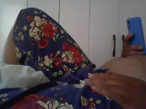 Snapshot of Trixboy201 chatting on 12, 2, 2025 Trixboy201 online show from 12, 2, 2025