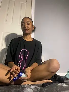 Snapshot of Meerawantsyou chatting on 20, 2, 2025 Meerawantsyou online show from 20, 2, 2025