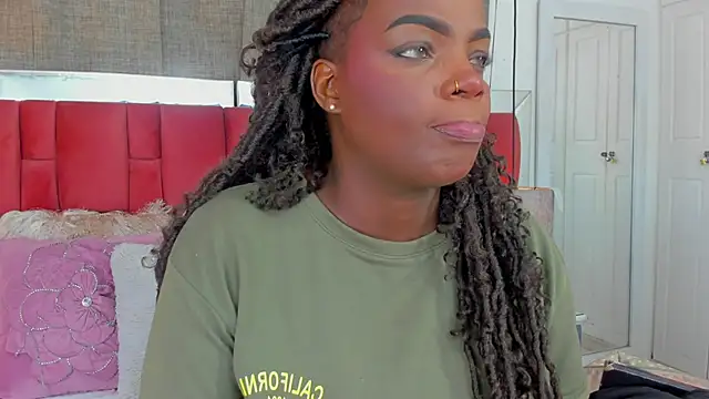 Snapshot of NatyParker chatting on 28, 11, 2025 NatyParker online show from 28, 11, 2025