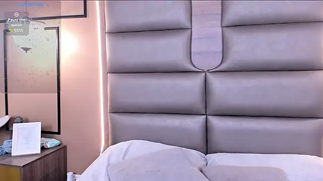 CAYLINCOLLINS online show from 8, 3, 2025