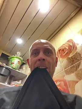 Snapshot of MaxDevilWhite chatting on 17, 2, 2026 MaxDevilWhite online show from 17, 2, 2026