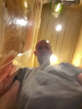 Snapshot of MaxDevilWhite chatting on 20, 2, 2026 MaxDevilWhite online show from 20, 2, 2026