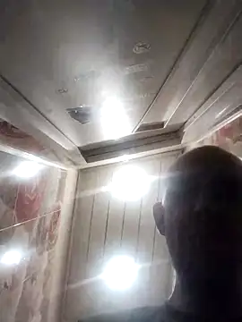 Snapshot of MaxDevilWhite chatting on 18, 3, 2026 MaxDevilWhite online show from 18, 3, 2026