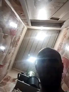 Snapshot of MaxDevilWhite chatting on 26, 3, 2026 MaxDevilWhite online show from 26, 3, 2026