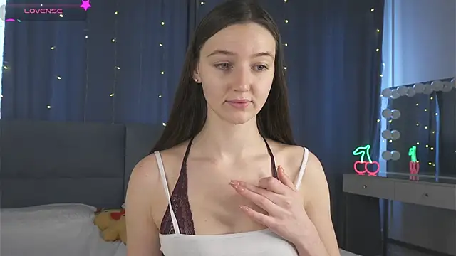 Snapshot of GeorginaDudley chatting on 29, 4, 2026 GeorginaDudley online show from 29, 4, 2026