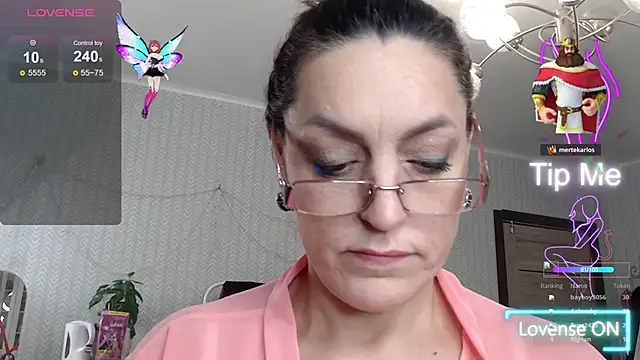 Snapshot of Soffya_Soy chatting on 9, 11, 2025 Soffya Soy online show from 9, 11, 2025