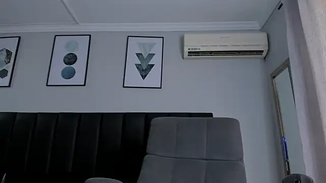 Snapshot of Alezzandro_ chatting on 21, 3, 2025 Alezzandro online show from 21, 3, 2025