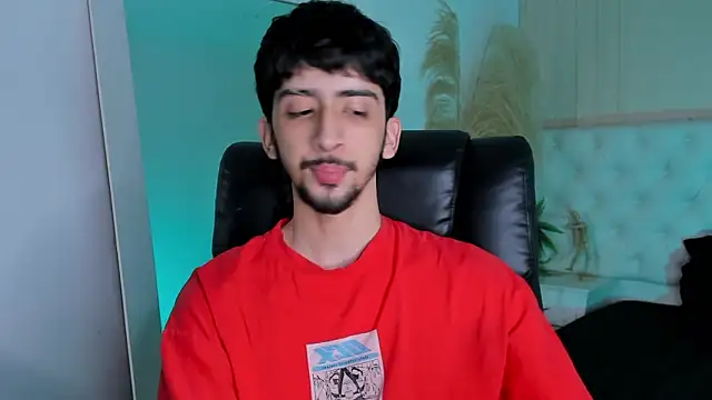 Snapshot of Alezzandro_ chatting on 17, 9, 2025 Alezzandro online show from 17, 9, 2025