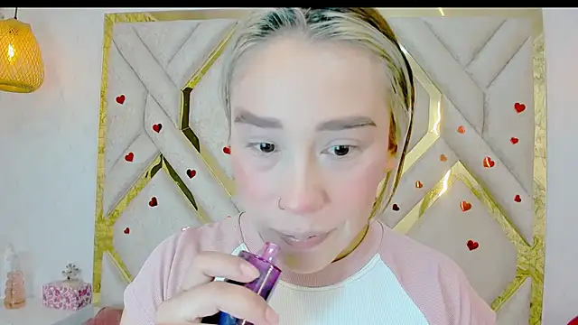 Snapshot of Lannajansen chatting on 17, 2, 2025 Lannajansen online show from 17, 2, 2025