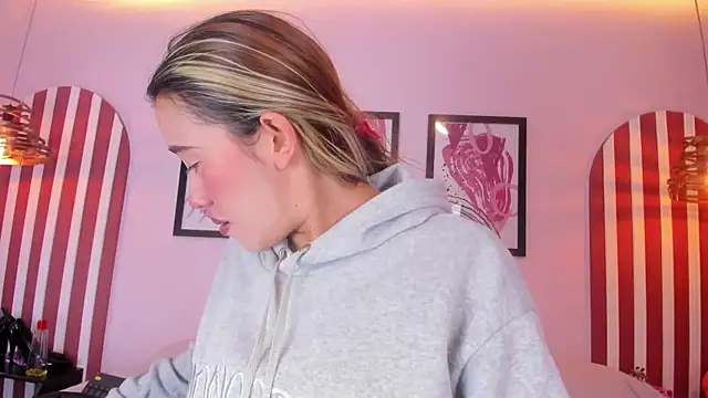 Snapshot of Lannajansen chatting on 26, 9, 2025 Lannajansen online show from 26, 9, 2025