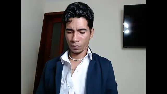 Snapshot of King_Liam chatting on 24, 1, 2025 King Liam online show from 24, 1, 2025