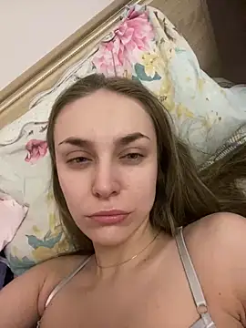 White Lu online show from 28, 2, 2025