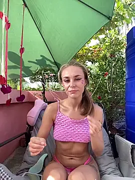 White Lu online show from 14, 2, 2026