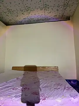 Snapshot of White_Lu chatting on 2, 4, 2026 White Lu online show from 2, 4, 2026