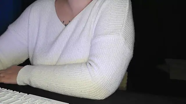 Snapshot of bunnyfox420 chatting on 20, 11, 2025 bunnyfox420 online show from 20, 11, 2025