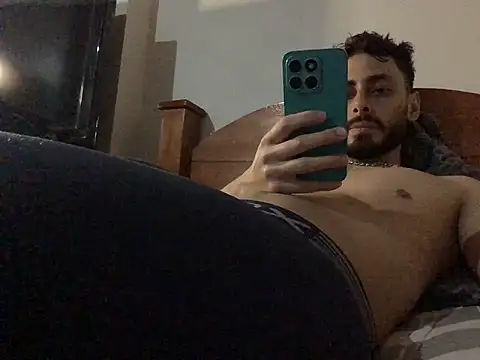 Nooneisthis online show from 25, 3, 2026