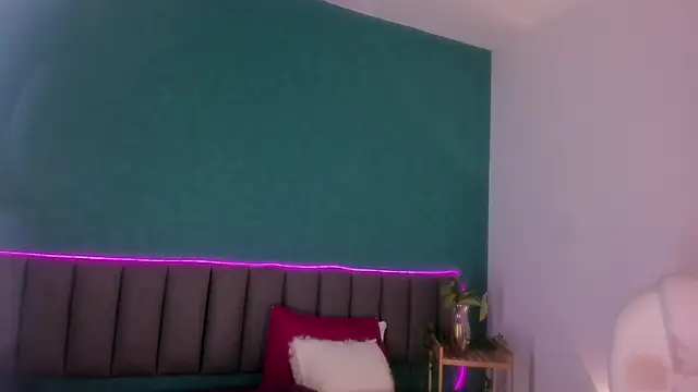 Snapshot of AriaMoonLight chatting on 26, 9, 2025 AriaMoonLight online show from 26, 9, 2025
