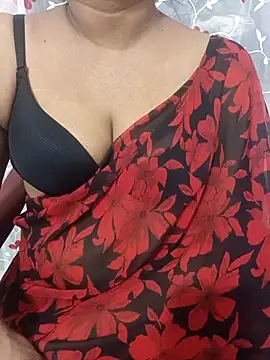 Snapshot of Vedha_Vedhika chatting on 28, 10, 2025 Vedha Vedhika online show from 28, 10, 2025