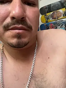 Snapshot of paullliliu chatting on 22, 1, 2025 paullliliu online show from 22, 1, 2025