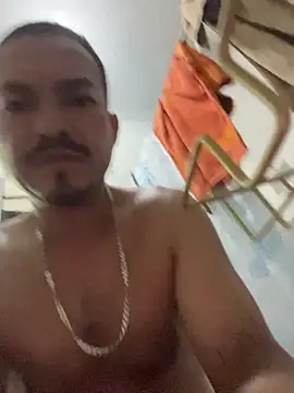 Snapshot of paullliliu chatting on 10, 9, 2025 paullliliu online show from 10, 9, 2025