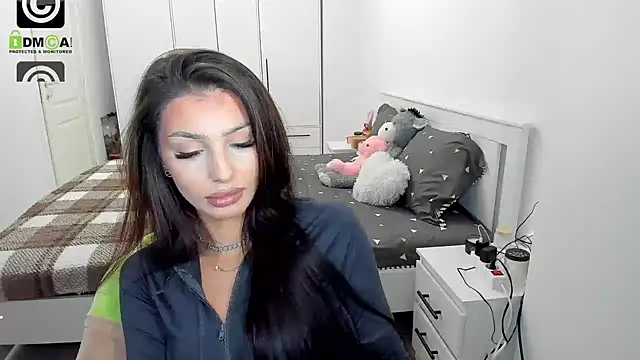 HelenShawn online show from 3, 12, 2025