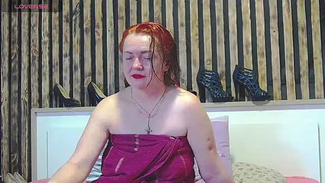 Snapshot of Alis_Lovi chatting on 5, 4, 2026 Alis Lovi online show from 5, 4, 2026