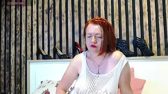Alis Lovi online show from 23, 6, 2026