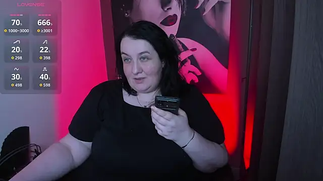 Snapshot of QueenOfHaze chatting on 28, 4, 2026 QueenOfHaze online show from 28, 4, 2026