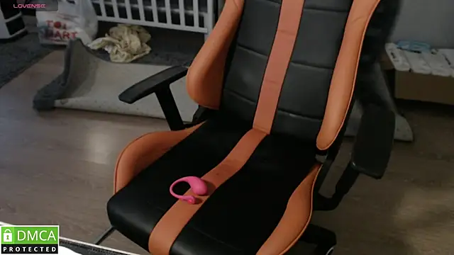 crystalyss online show from 9, 11, 2025