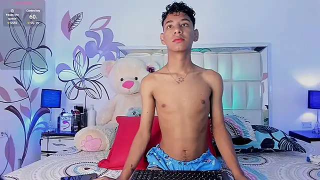 Snapshot of Amberr1 chatting on 21, 2, 2025 Amberr1 online show from 21, 2, 2025