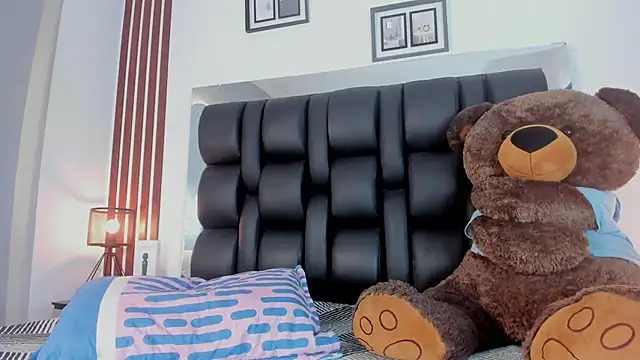 Snapshot of Amberr1 chatting on 18, 3, 2025 Amberr1 online show from 18, 3, 2025