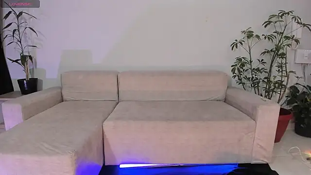 Hannah Jonhson online show from 9, 1, 2026