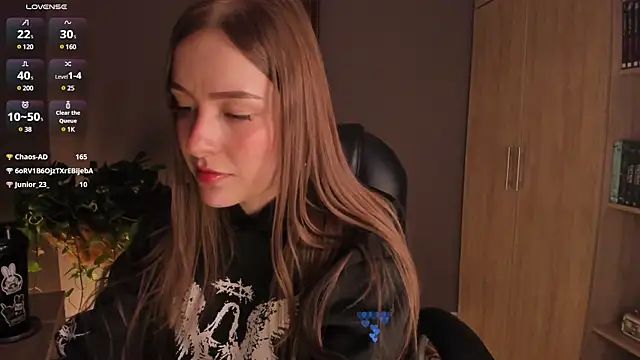 Snapshot of eilynxx chatting on 7, 3, 2025 eilynxx online show from 7, 3, 2025