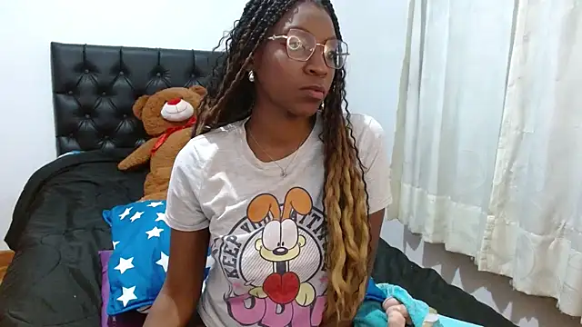 BrianaBrown1 online show from 11, 3, 2025